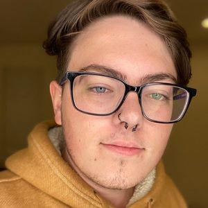 Meet your Posher, Bailey